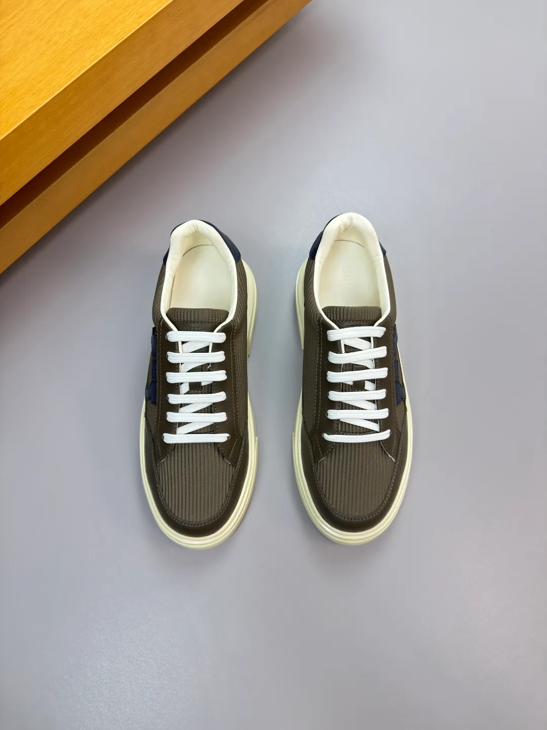 Men's men's shoes 💰420 [New style] 🏃‍♂️🏃‍♂️[ Ferragamo] Ferragamo - High-end quality original order·Casual sports shoes - Upper: 🔝Nappa calfskin, suede calfskin, shoe body. Sewing brand totem, tongue air pressure brand logo - Inner: water-dyed cowhide - Outsole: ultra-light TPU foam rubber; molded outsole -Ultra-high quality control and fine workmanship: outstanding (high-end, extravagance, grade) -Size: 38-45 (46, can be customized)